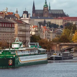 *** Hotel na wodzie Admiral Czechy